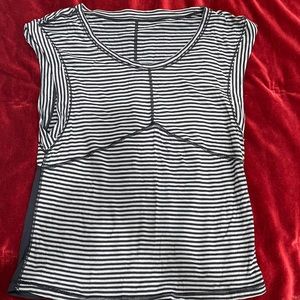 Lululemon size 4 tank
